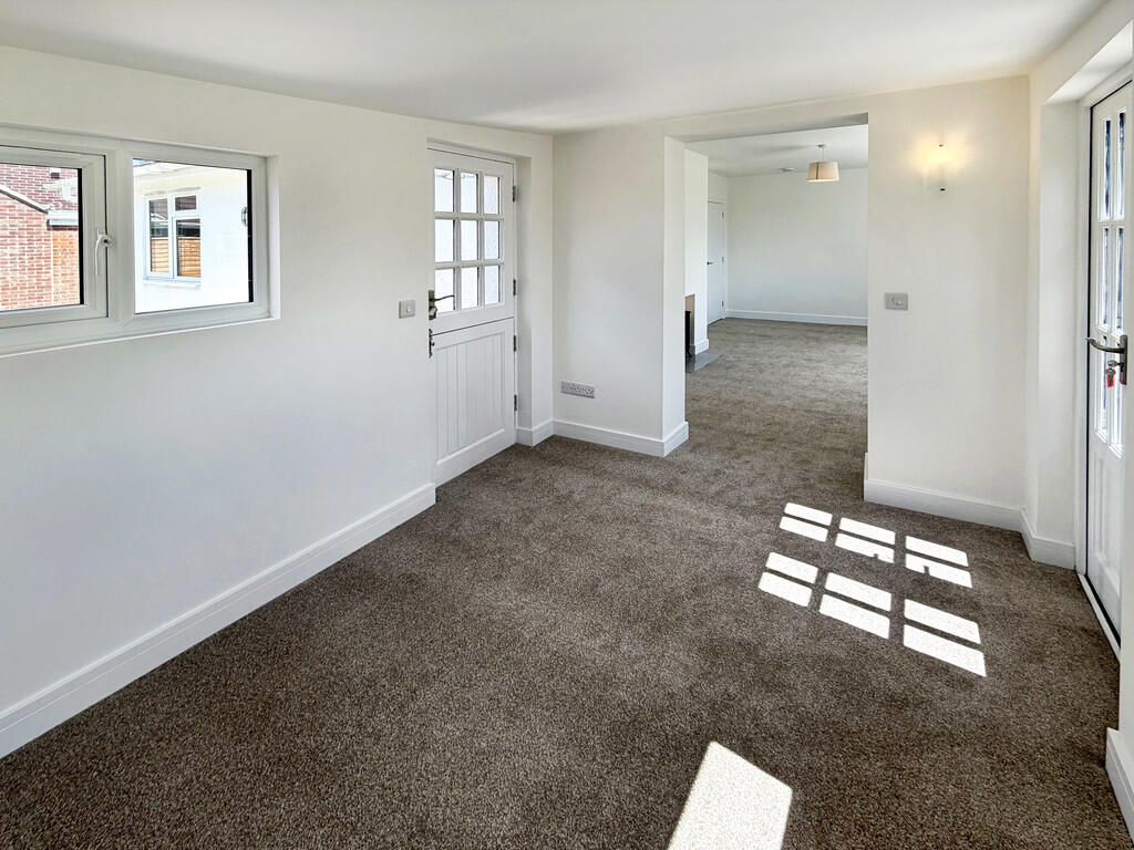 House in Warminster, Wiltshire - View 4