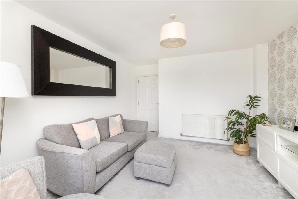 Apartment in Edinburgh - View 4