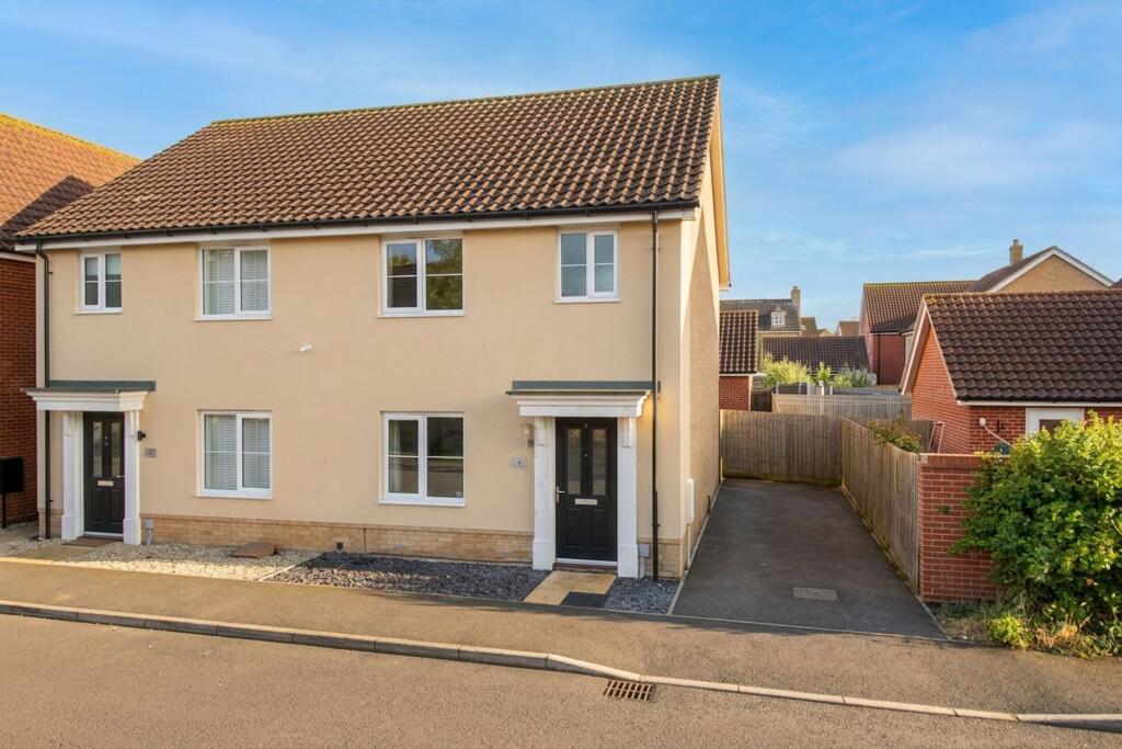 Main image of property: Meadowsweet Mews, Tharston, Norwich