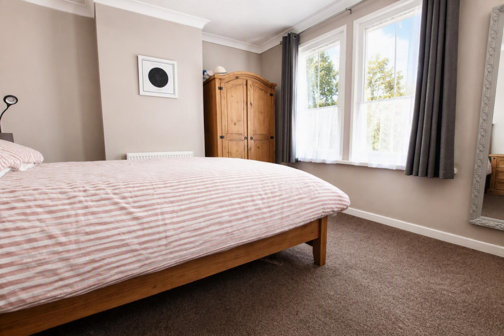 House in Southampton - View 5