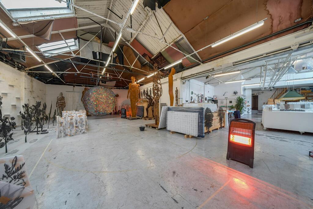 internal 1.jpg