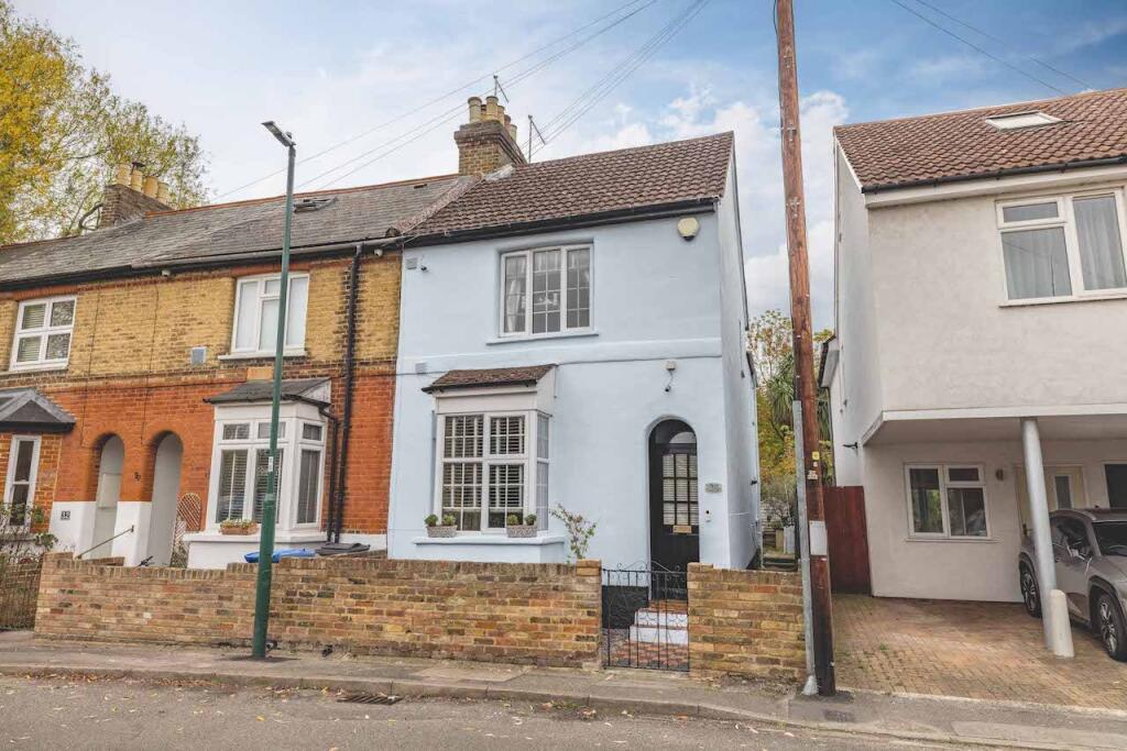 Main image of property: Penn Road, Datchet, SL3