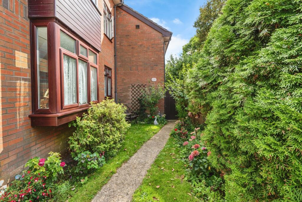 Main image of property: Headley Road, Grayshott, Hindhead, Hampshire, GU26