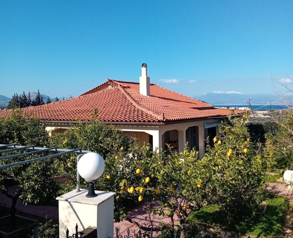 Main image of property: Peloponnese, Corinthia, Loutraki