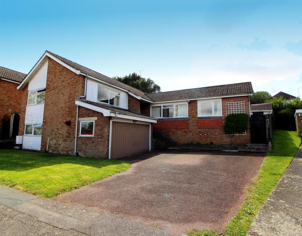 Main image of property: Martins Mount, New Barnet, Barnet