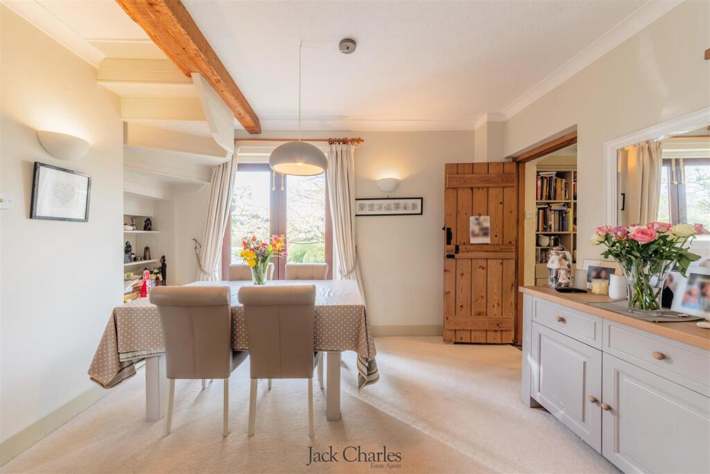 House in Tonbridge - More