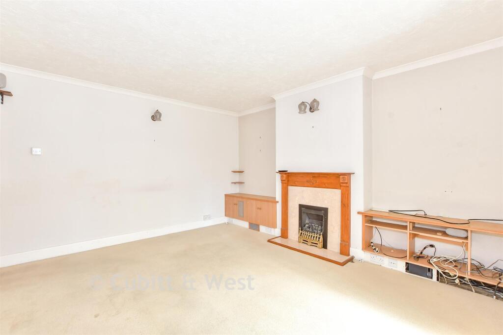 Parklands Road, Chichester, West Sussex - View 3