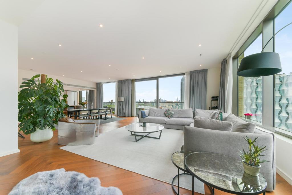 Apartment in London - View 5