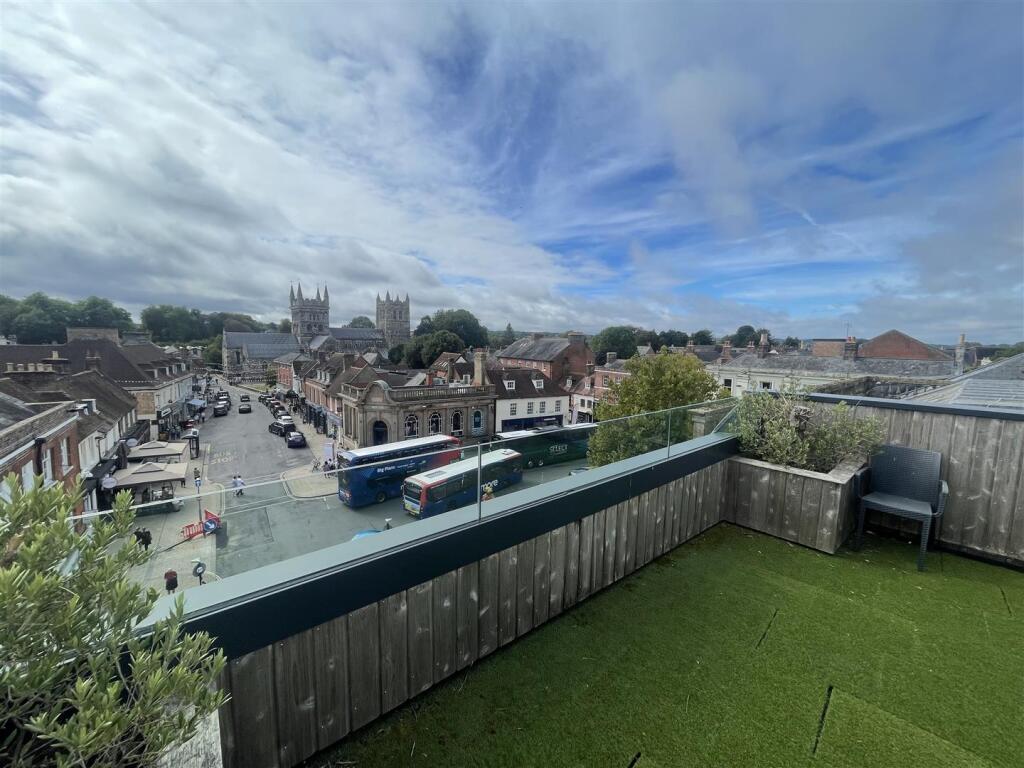 Apartment in Bournemouth - View 2