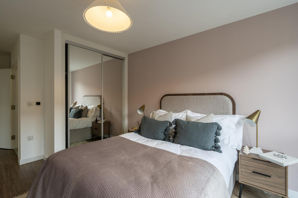 Apartment in London - View 5
