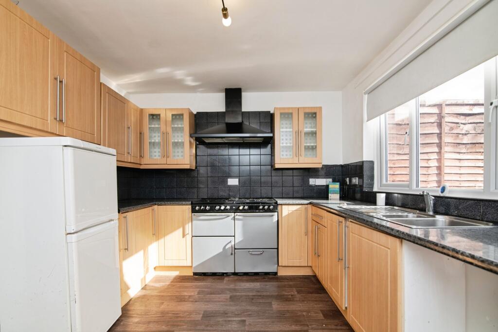 Additional image 5 of Alexander Road, Smethwick, B67