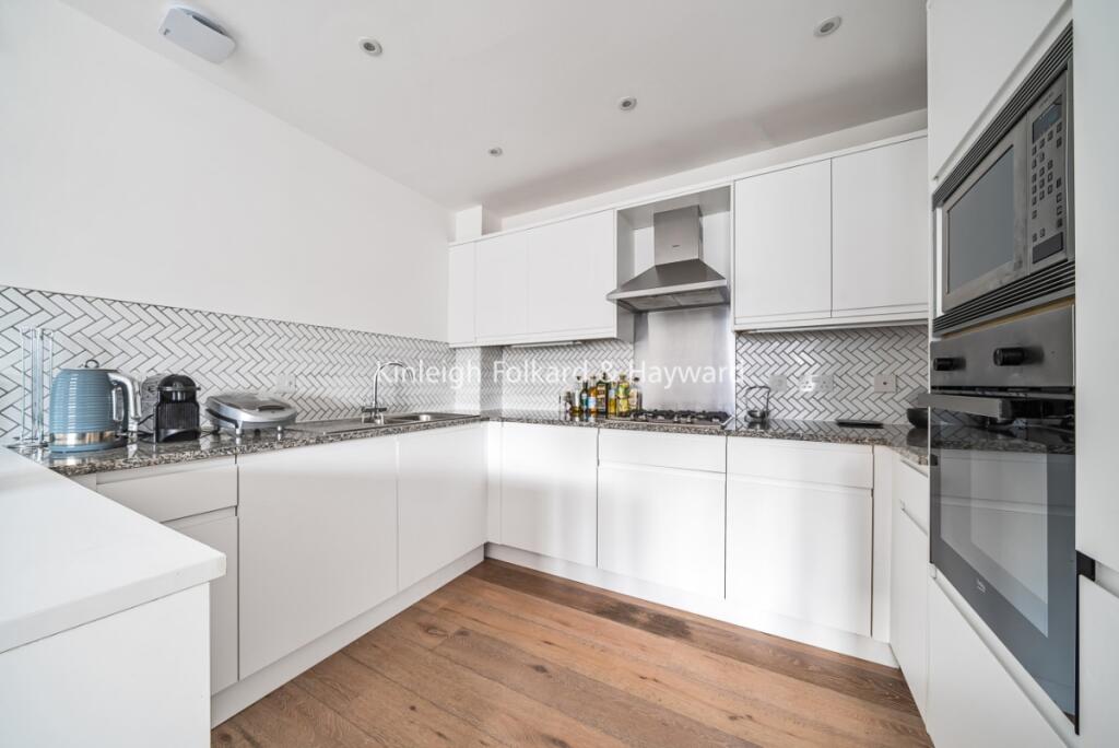 Apartment in London - View 2