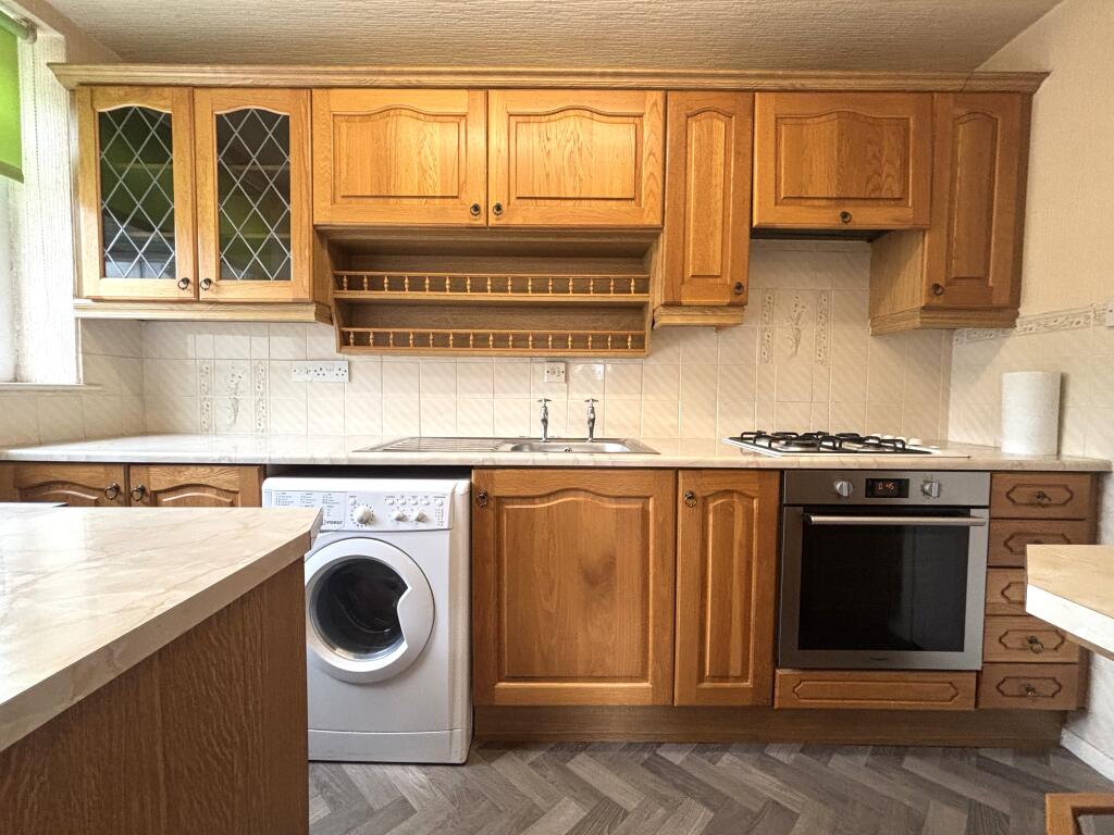 Flat   Devonshire Park Road, Davenport photo 4