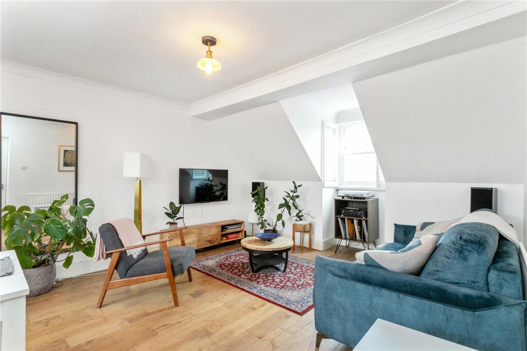 Apartment in London - View 2