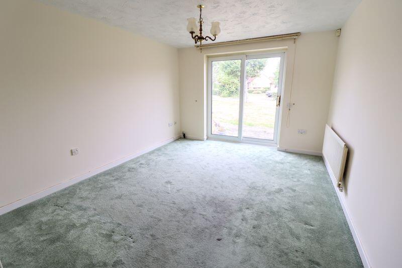 Chepstow Drive, Milton Keynes photo 3