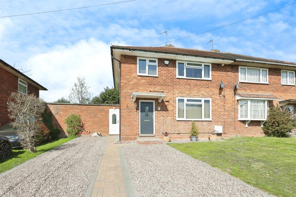 3-bed semi-detached on Alspath Road, Meriden, Coventry, £365,000