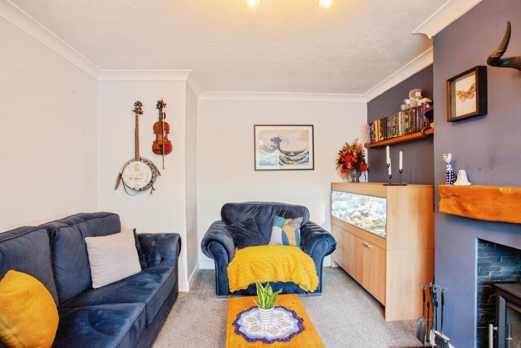 House in Wakefield - View 3