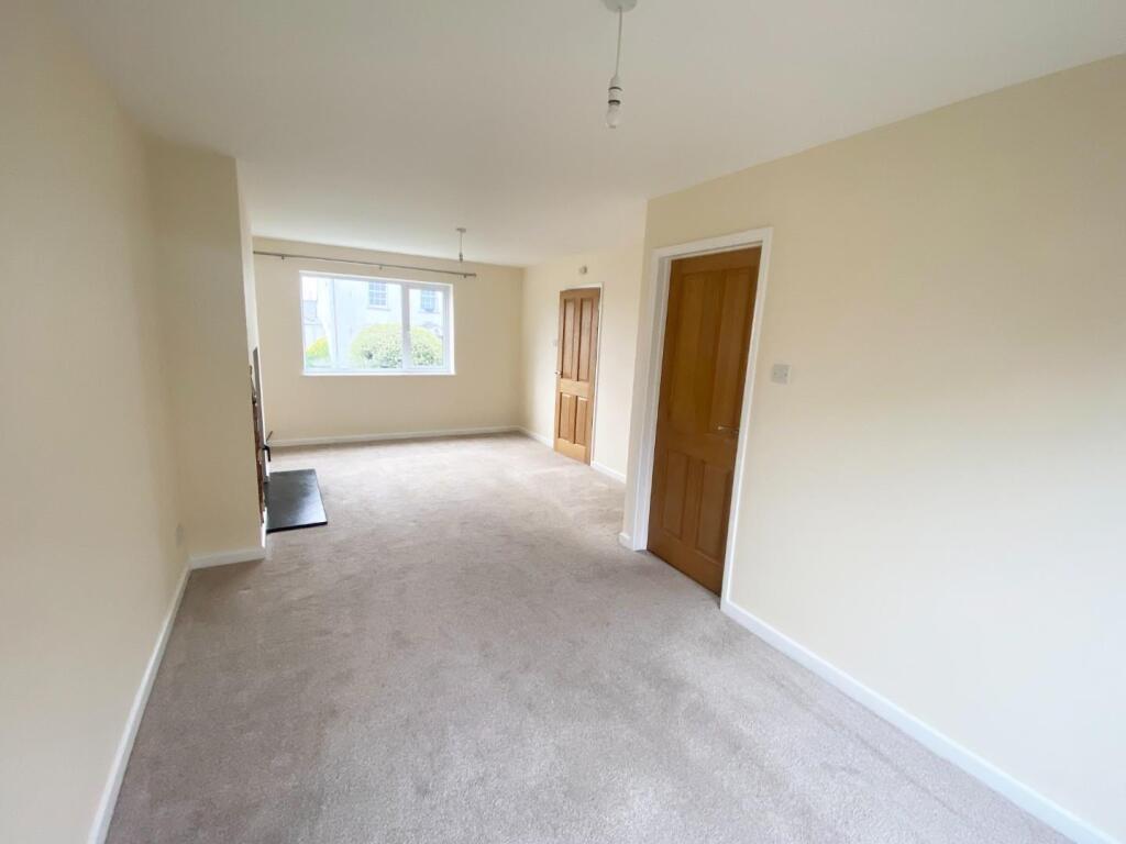 House in Taunton - View 4