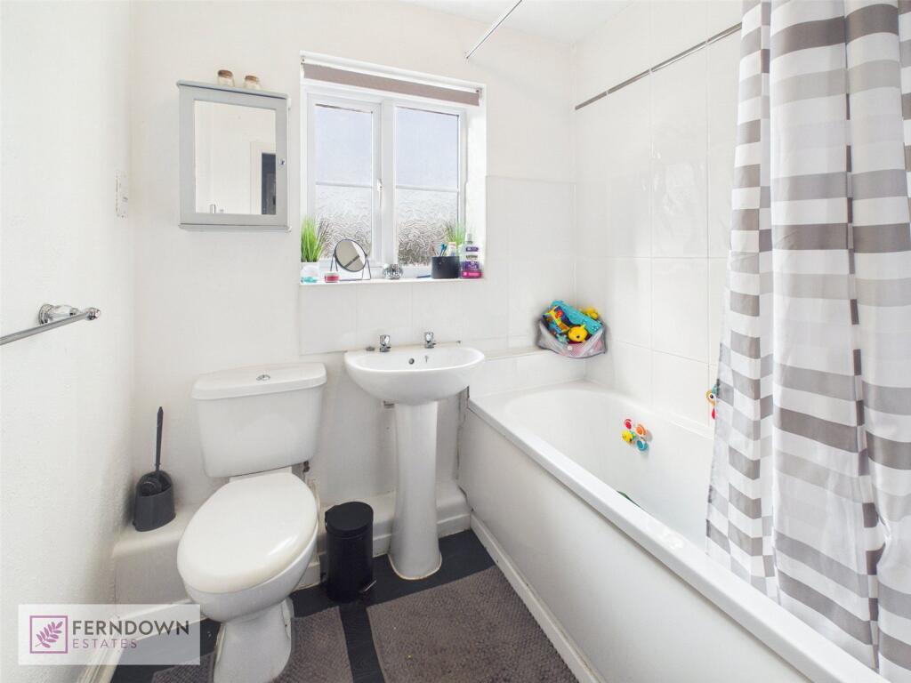 Additional image 8 of York Crescent, Shard End, Birmingham, B34