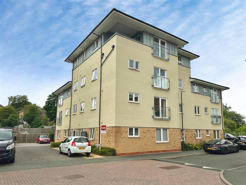 Main image of property: Tatler Close, Warwick