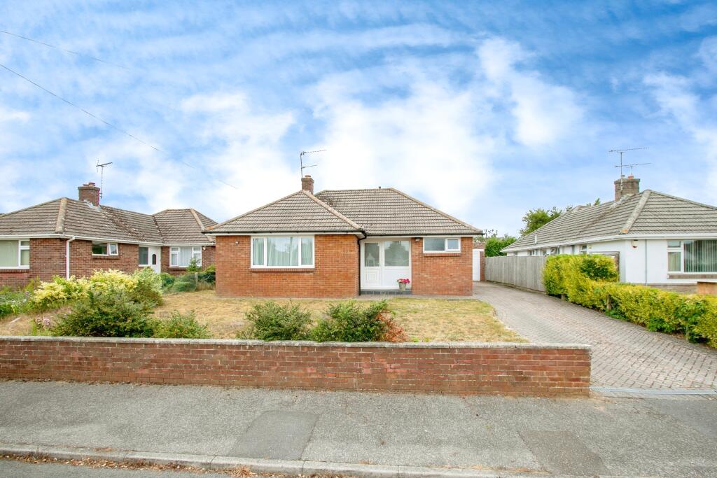 2-bed bungalow on West Mill Crescent, Wareham, BH20, £390,000