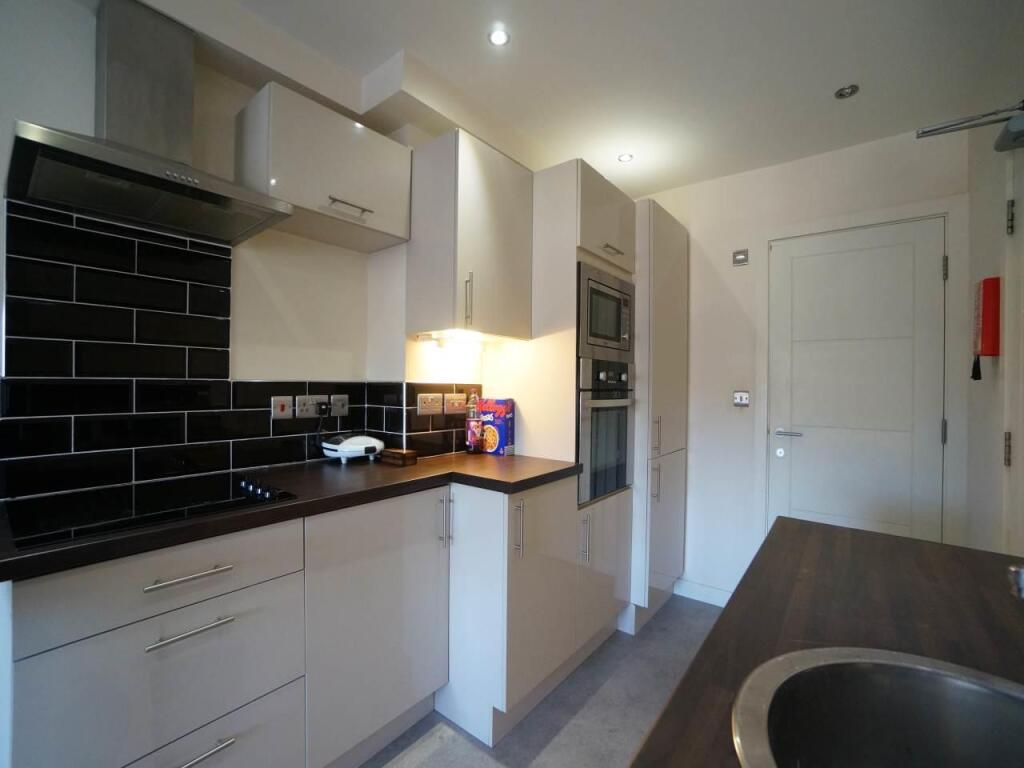 Apartment in Llandudno - More