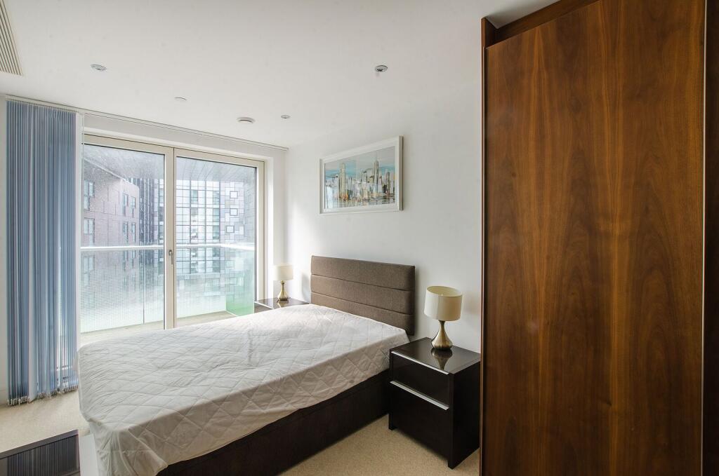 Apartment in London - View 3