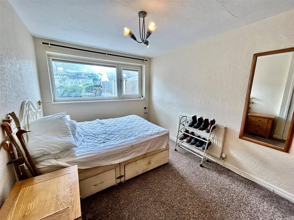 House in South Ribble, Gregson Lane - More
