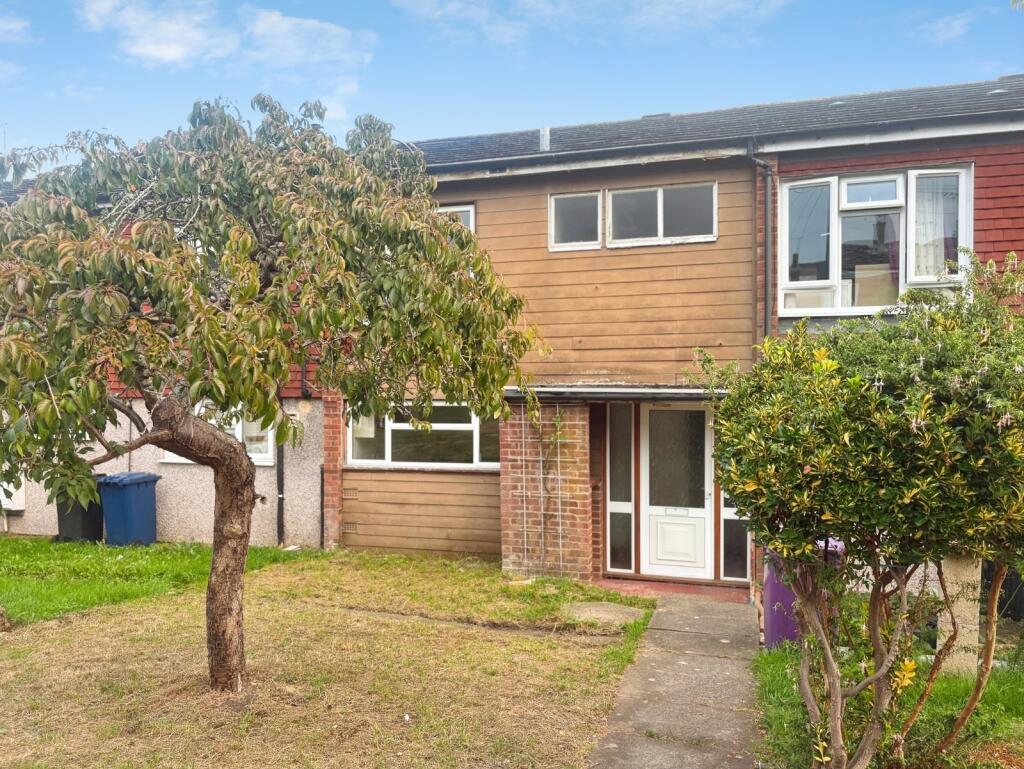 Main image of property: The Chantrys, Farnham, GU9