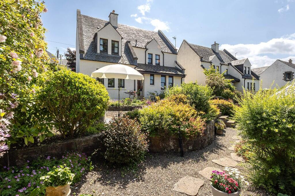 Main image of property: Dog Well Wynd, Linlithgow, EH49