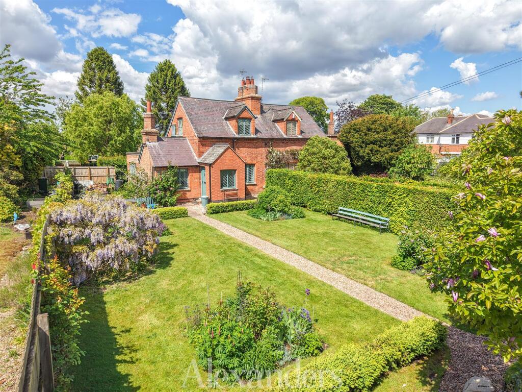 Main image of property: Main Street, Kirby Muxloe