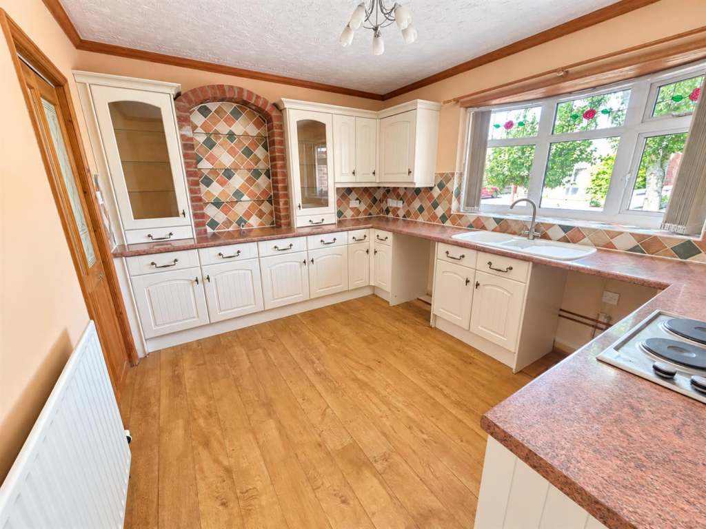 House in Westonzoyland, Somerset - View 4