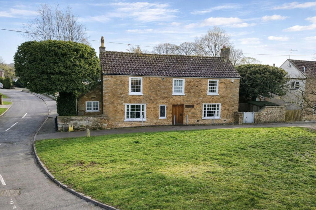 Main image of property: The Cloisters, Wymondham