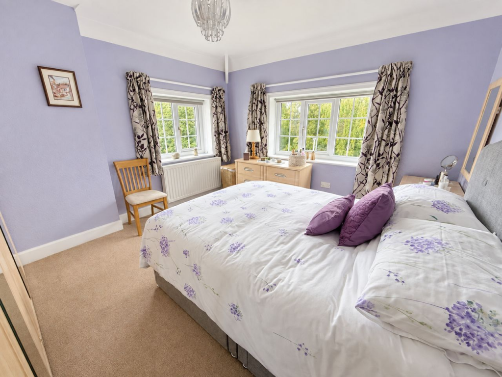 Grange Park Drive, Bingley, BD16 photo 5