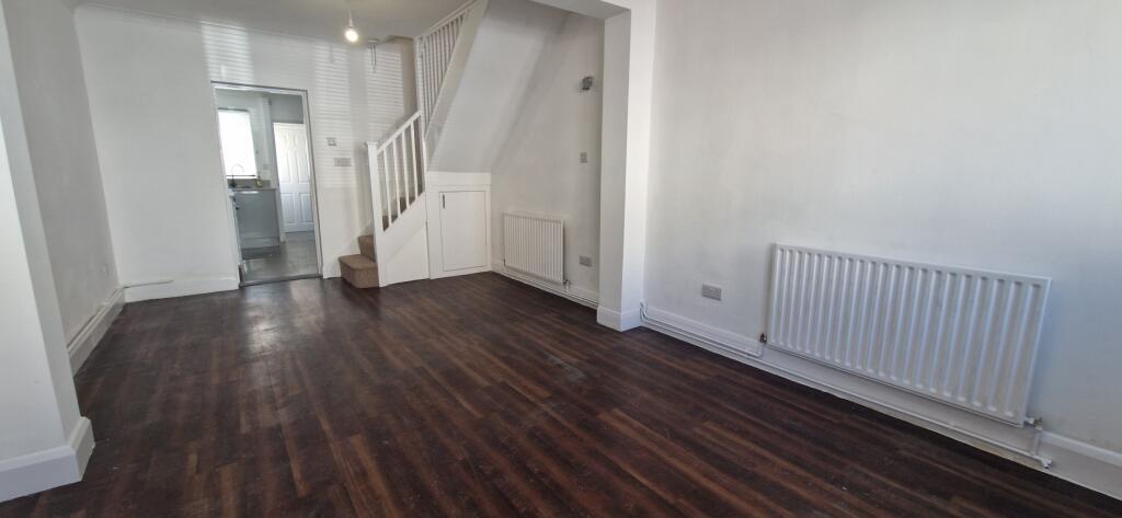 House in Dartford - View 4