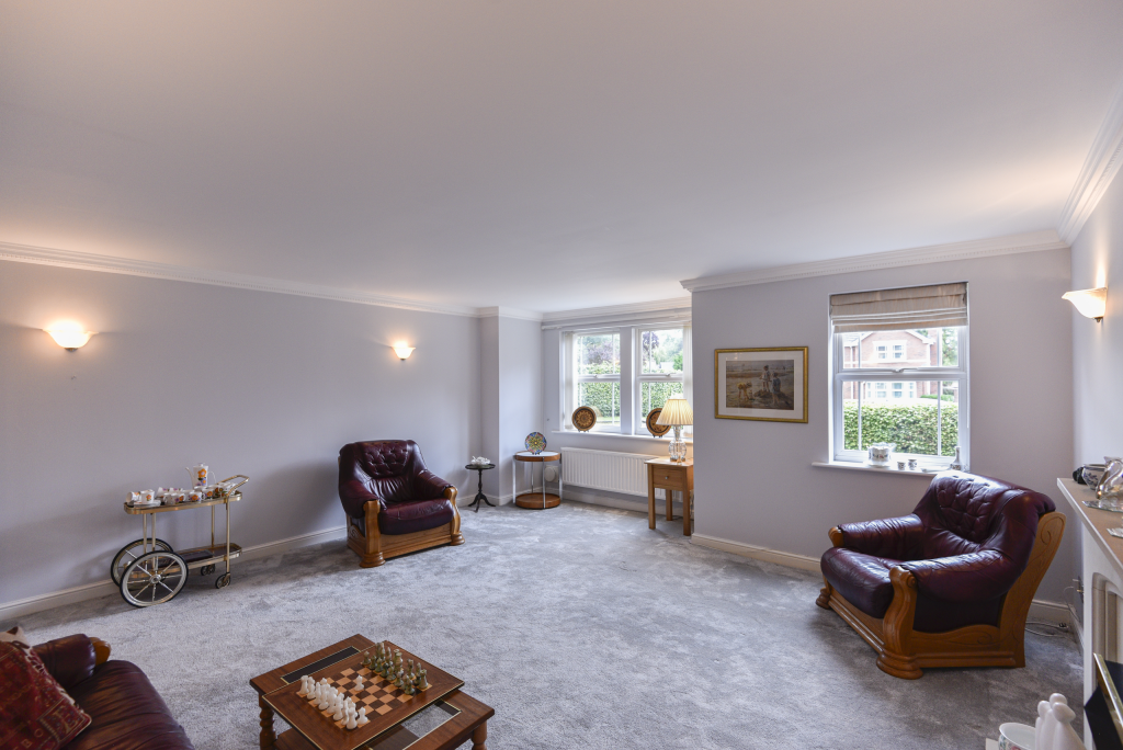 Apartment in Stockport - View 4