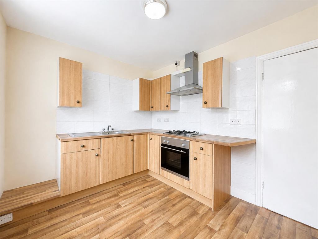 Apartment in London - View 3