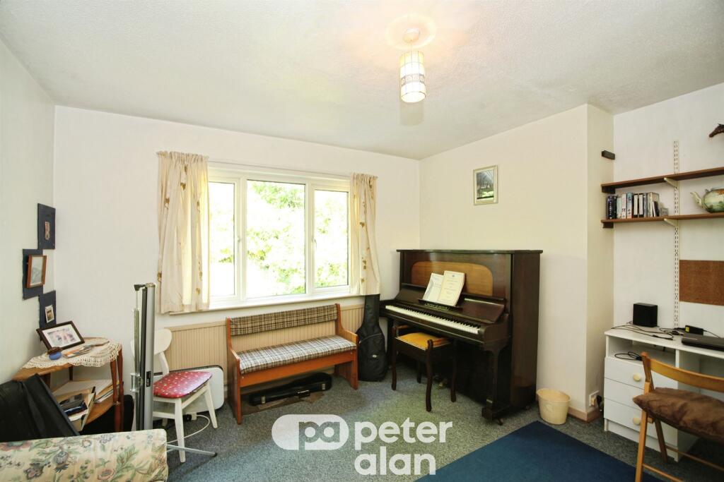 House in Newport, Llanyrafon - More