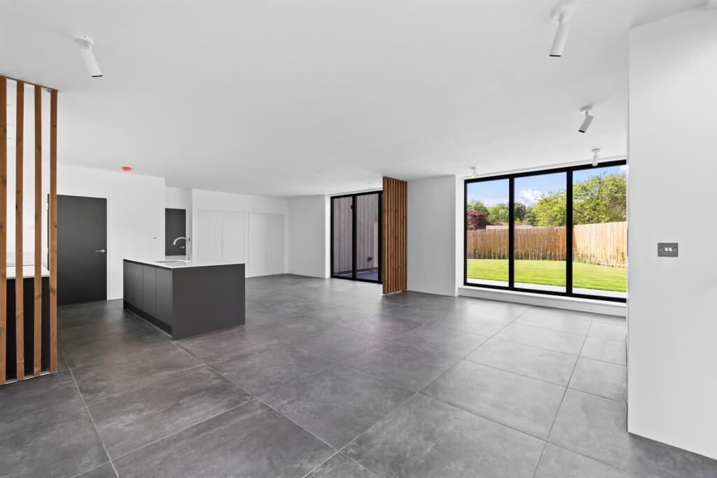 6B Kirk Hill, East Bridgford - View 3