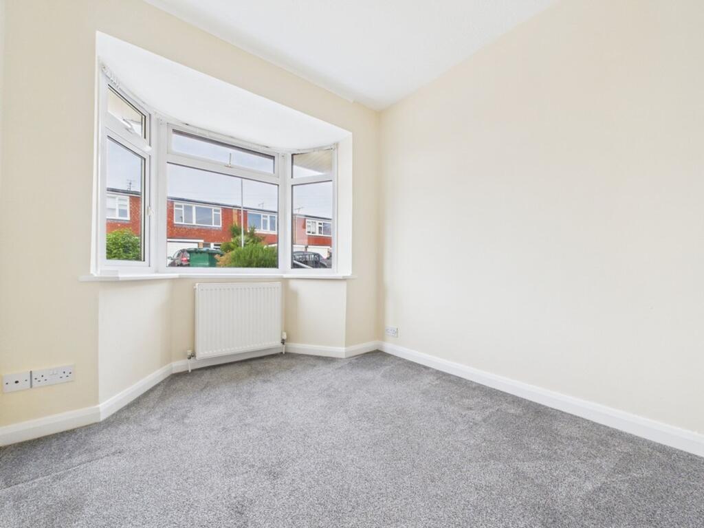 Park Crescent, Portslade, BN41 photo 4