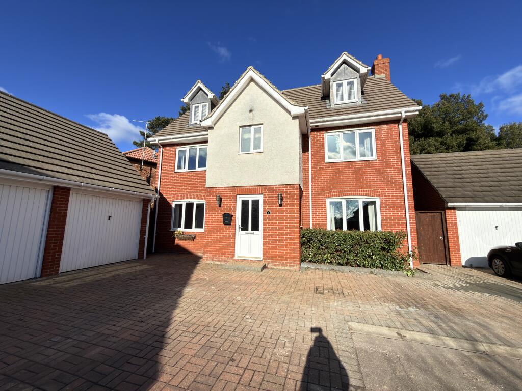 Main image of property: Langford Meads, Maldon, Essex, CM9