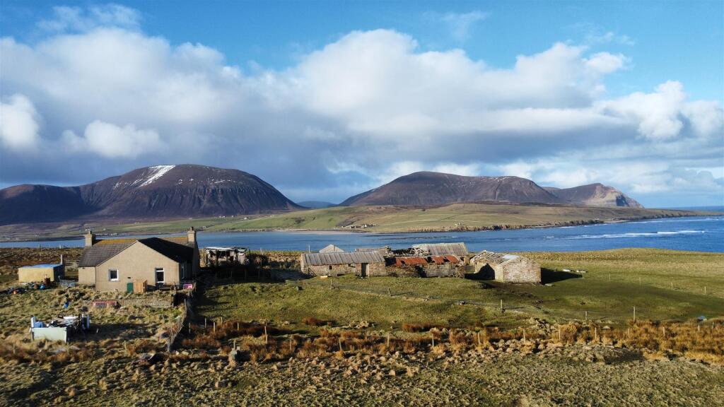 Main image of property: Windywalls, Graemsay, Stromness, KW16 3NG