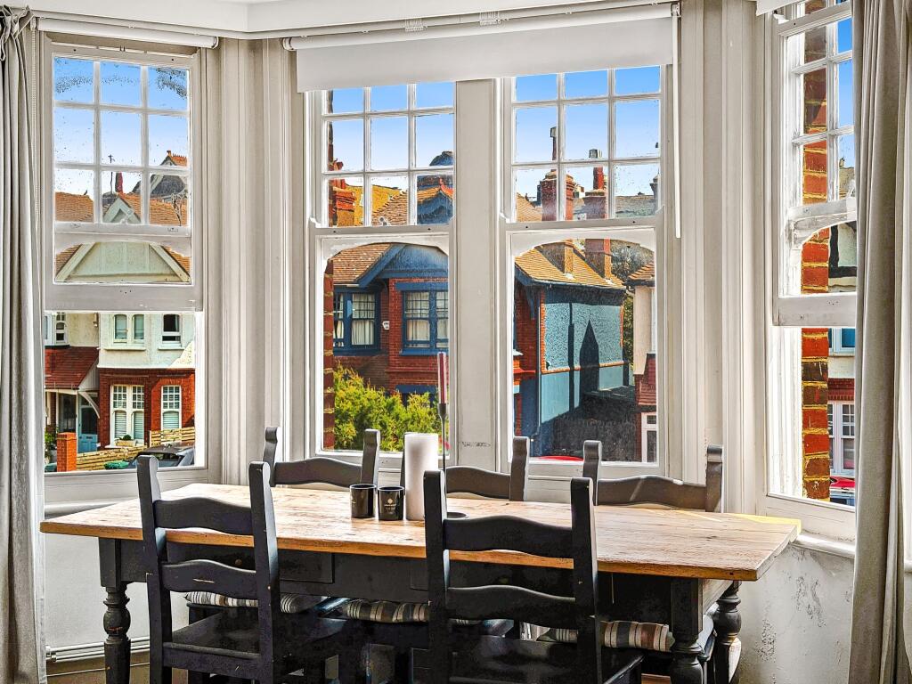 Apartment in Hove, Aldrington - View 5
