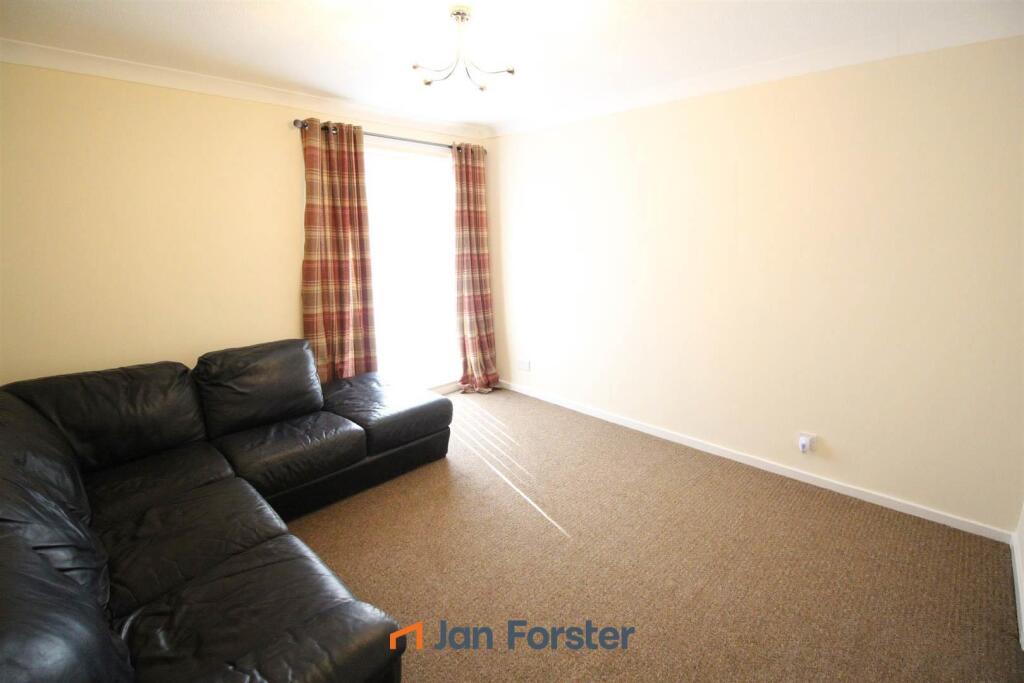 Apartment in Newcastle upon Tyne, Tyne and Wear - View 3