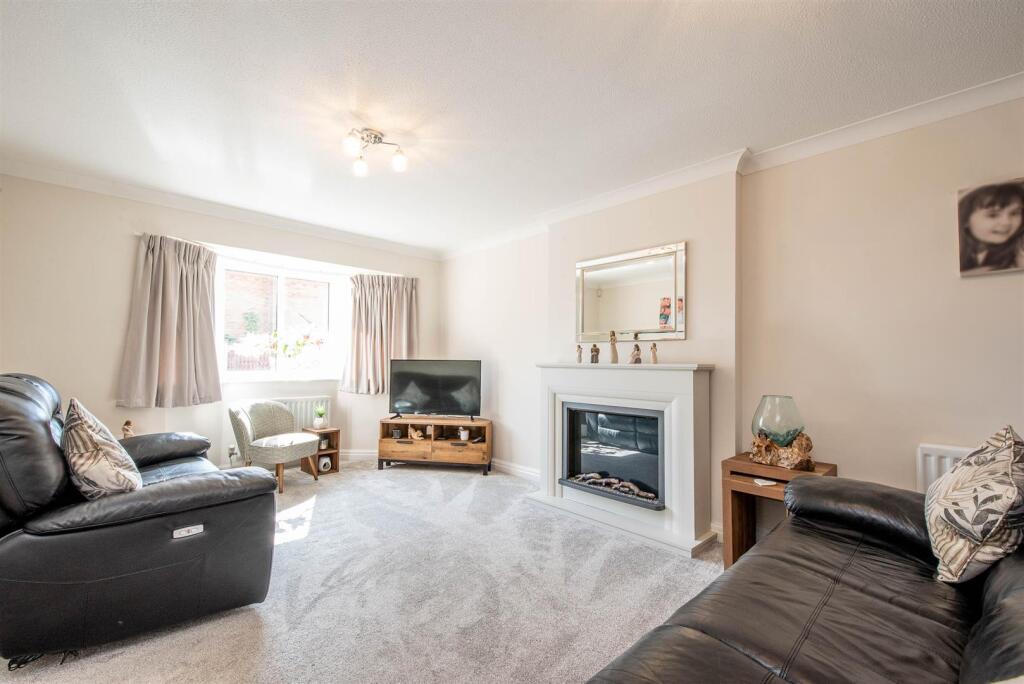 House in South Ribble, Turpin Green, Leyland - More