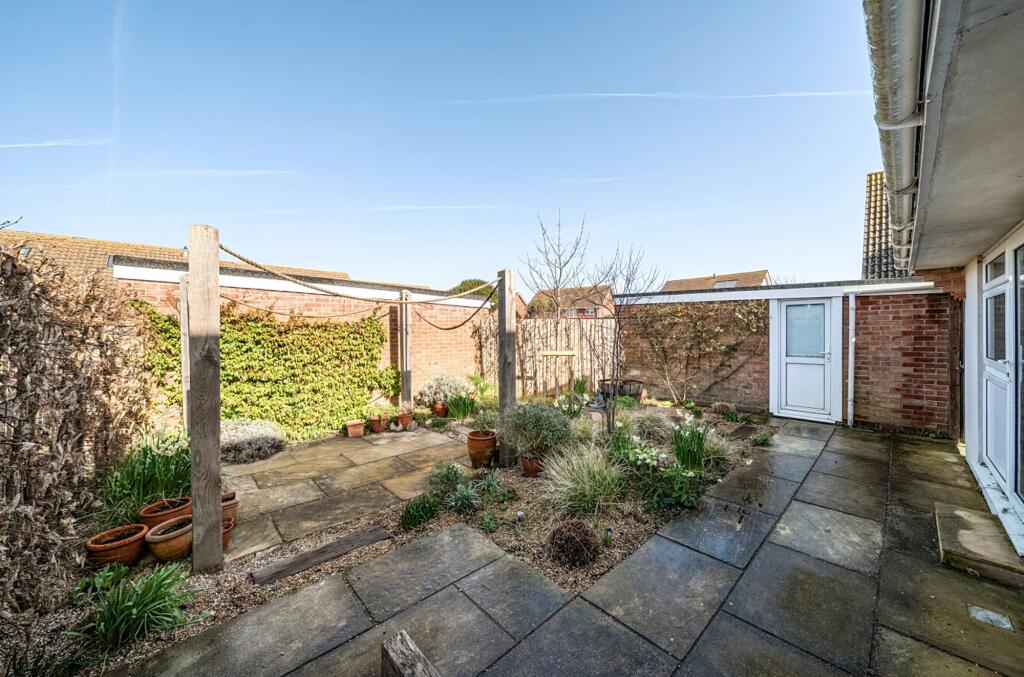 Harrow Drive, West Wittering, PO20 photo 4