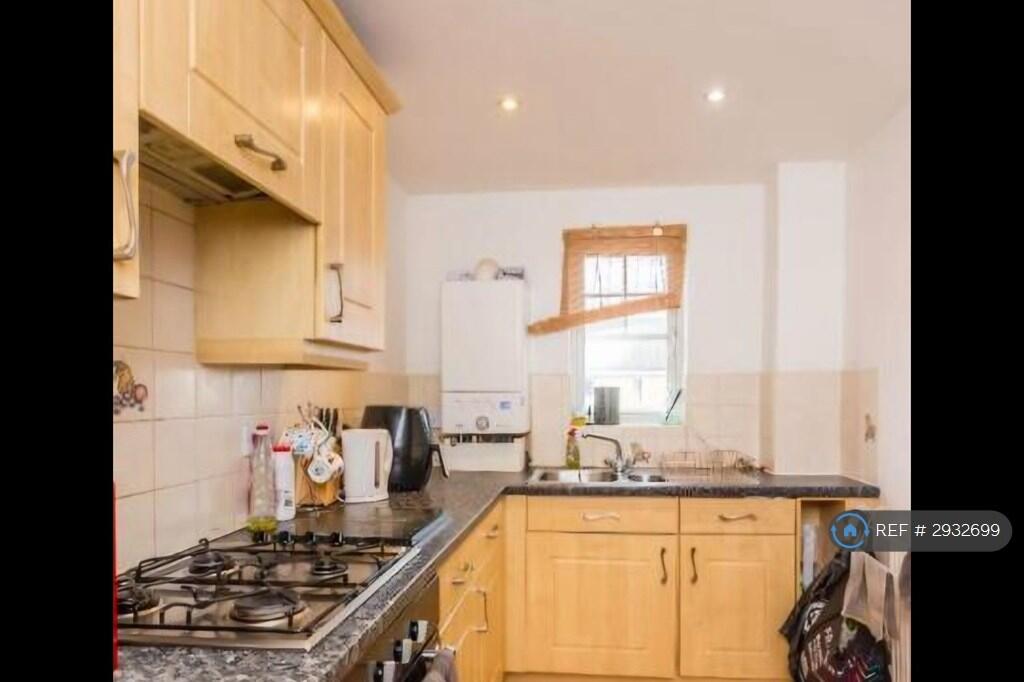 Apartment in Newcastle upon Tyne - More