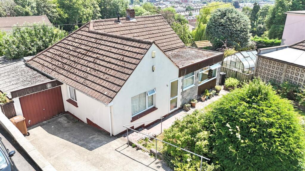 Main image of property: Broomhill, Tiverton