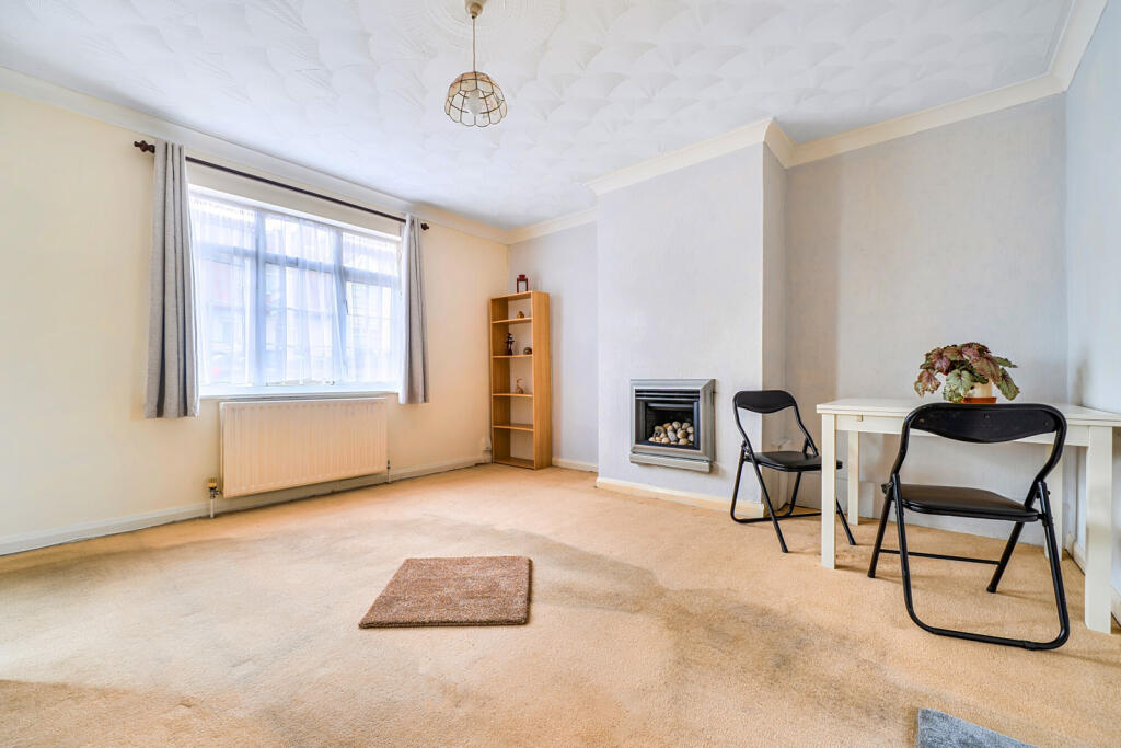 House in Strood, Medway - More