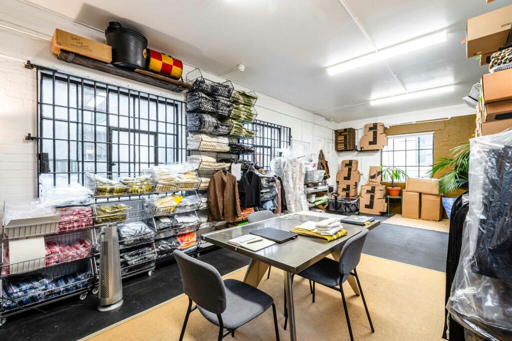 Brick Ln 160G - Low Res 4.jpg